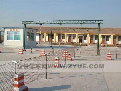 夏季学车选驾校全攻略，一定要看哦！